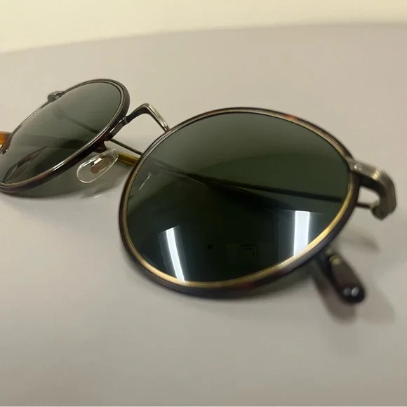 Oliver Peoples Red and Gold Sunglasses - Picture 5 of 13